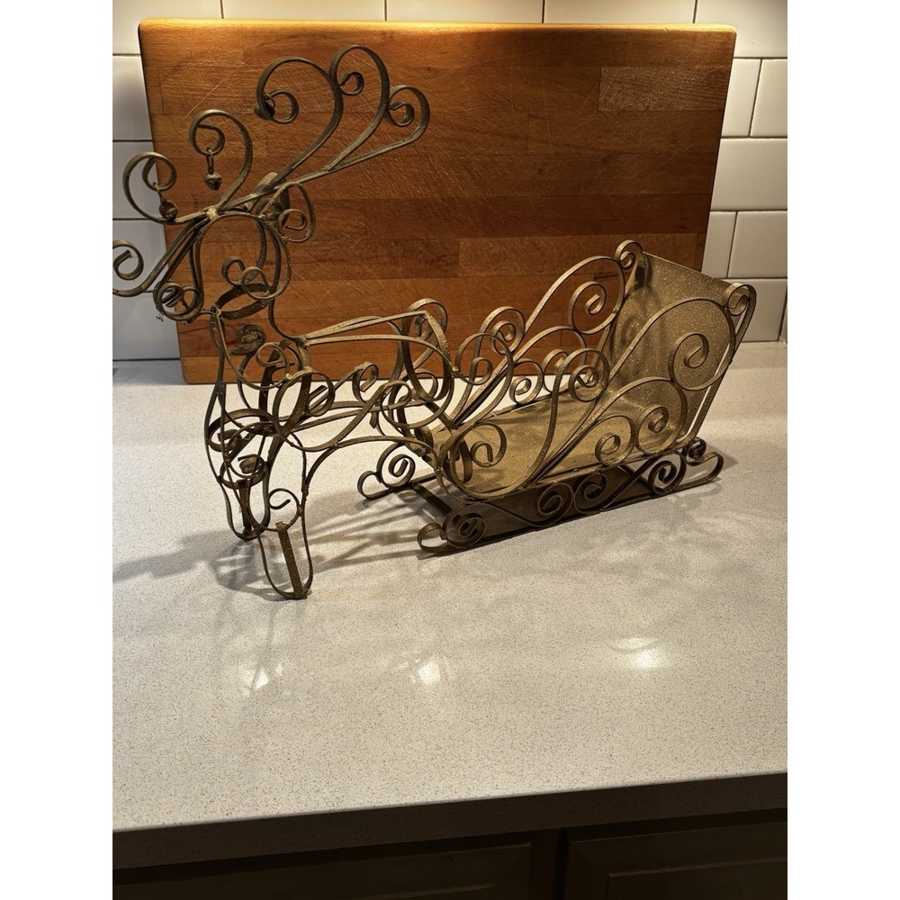 Vintage Gold Twisted Wire Santa Pulling His Sleigh Christmas Home Decor